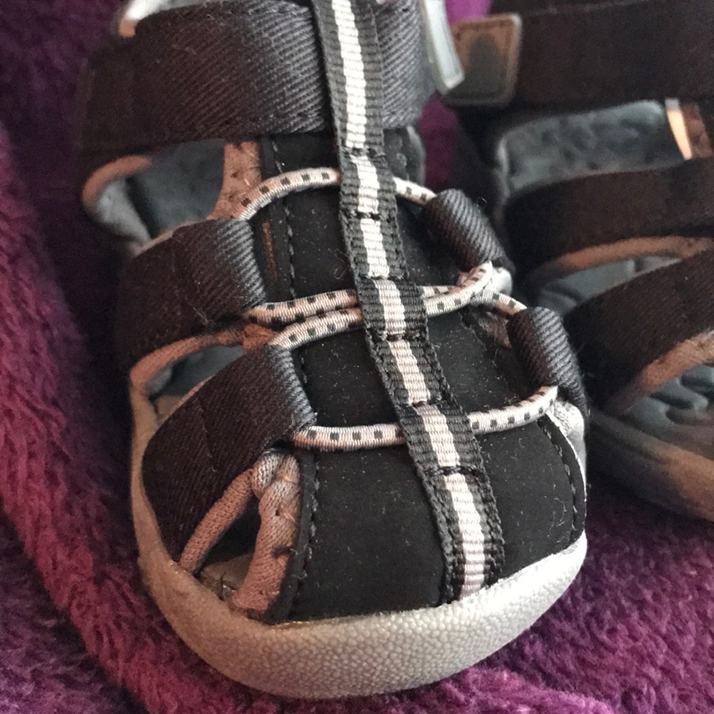Size 4 boy sandals